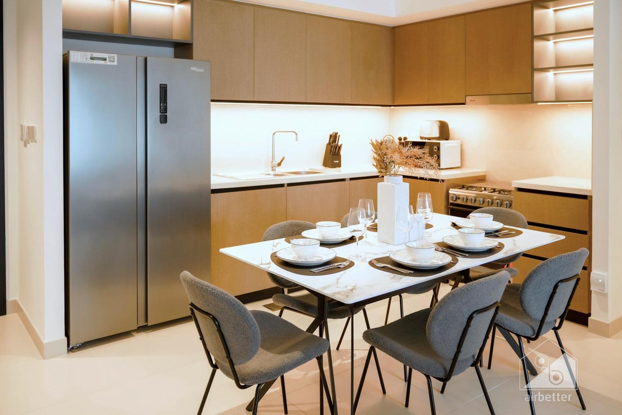 Luxurious At Burj Crown Downtown Apartment Dubai