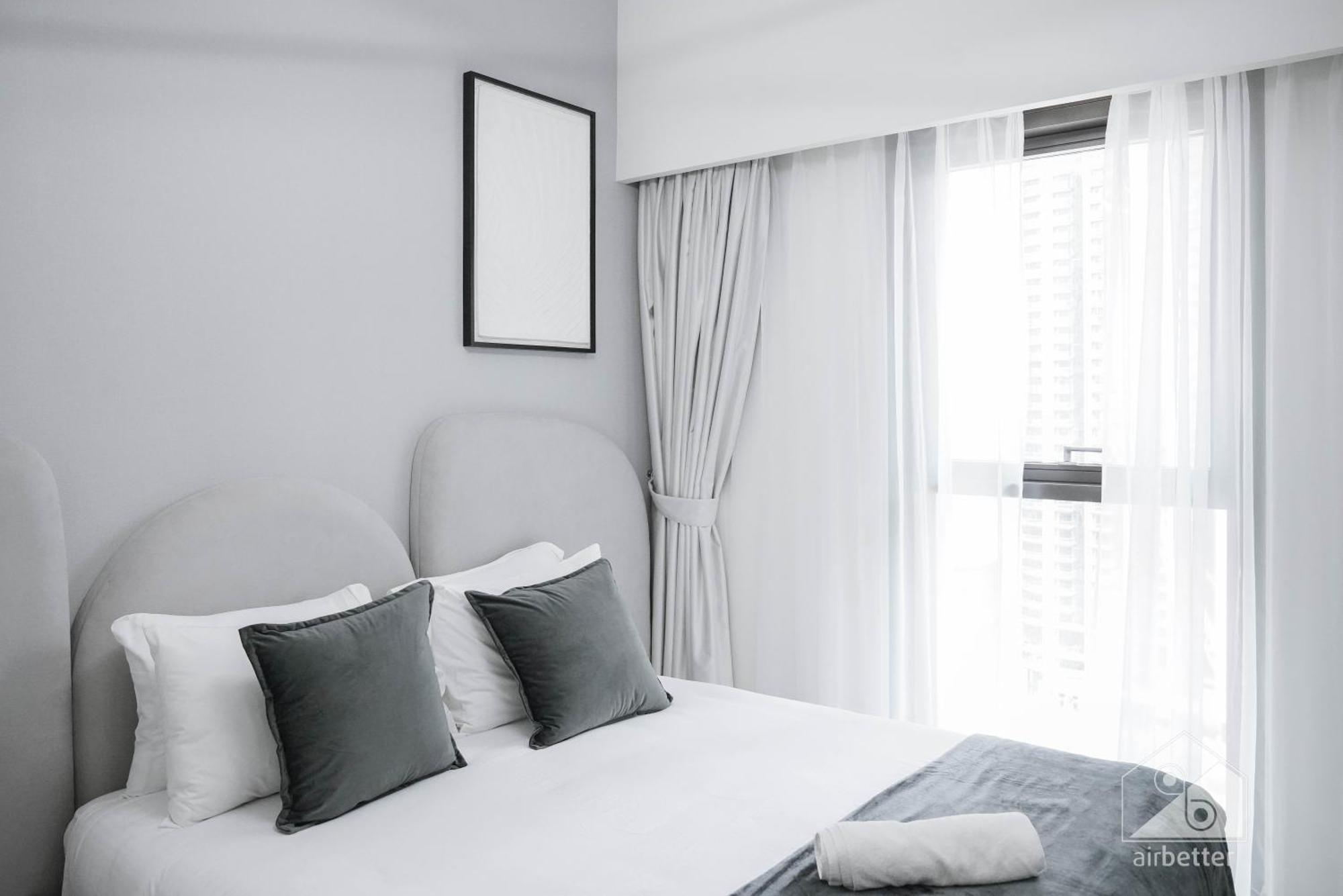 Luxurious At Burj Crown Downtown Apartment Dubai