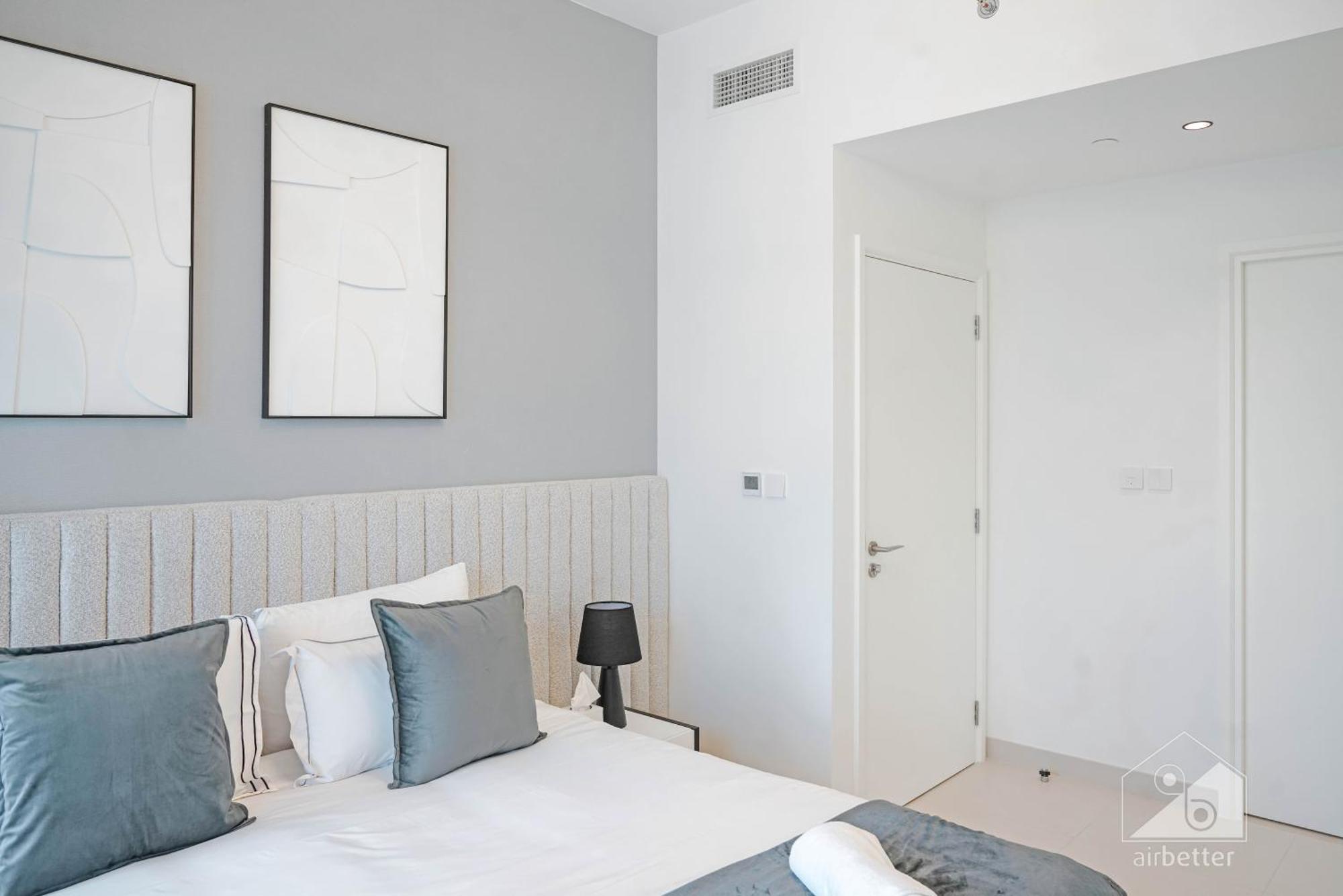 Luxurious At Burj Crown Downtown Apartment *