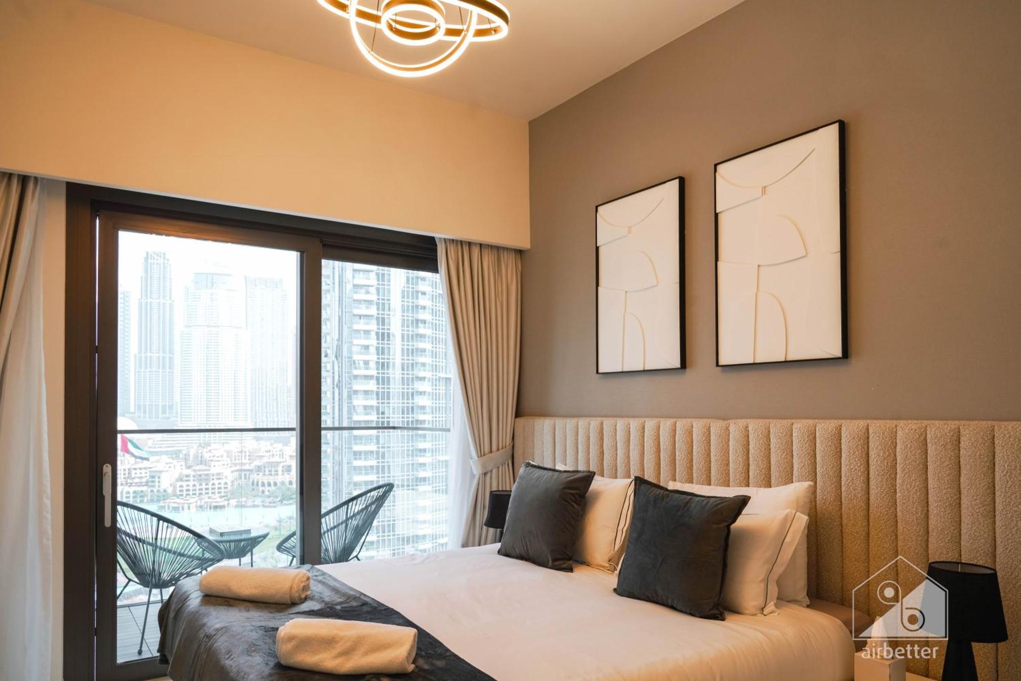 Luxurious At Burj Crown Downtown Dubai