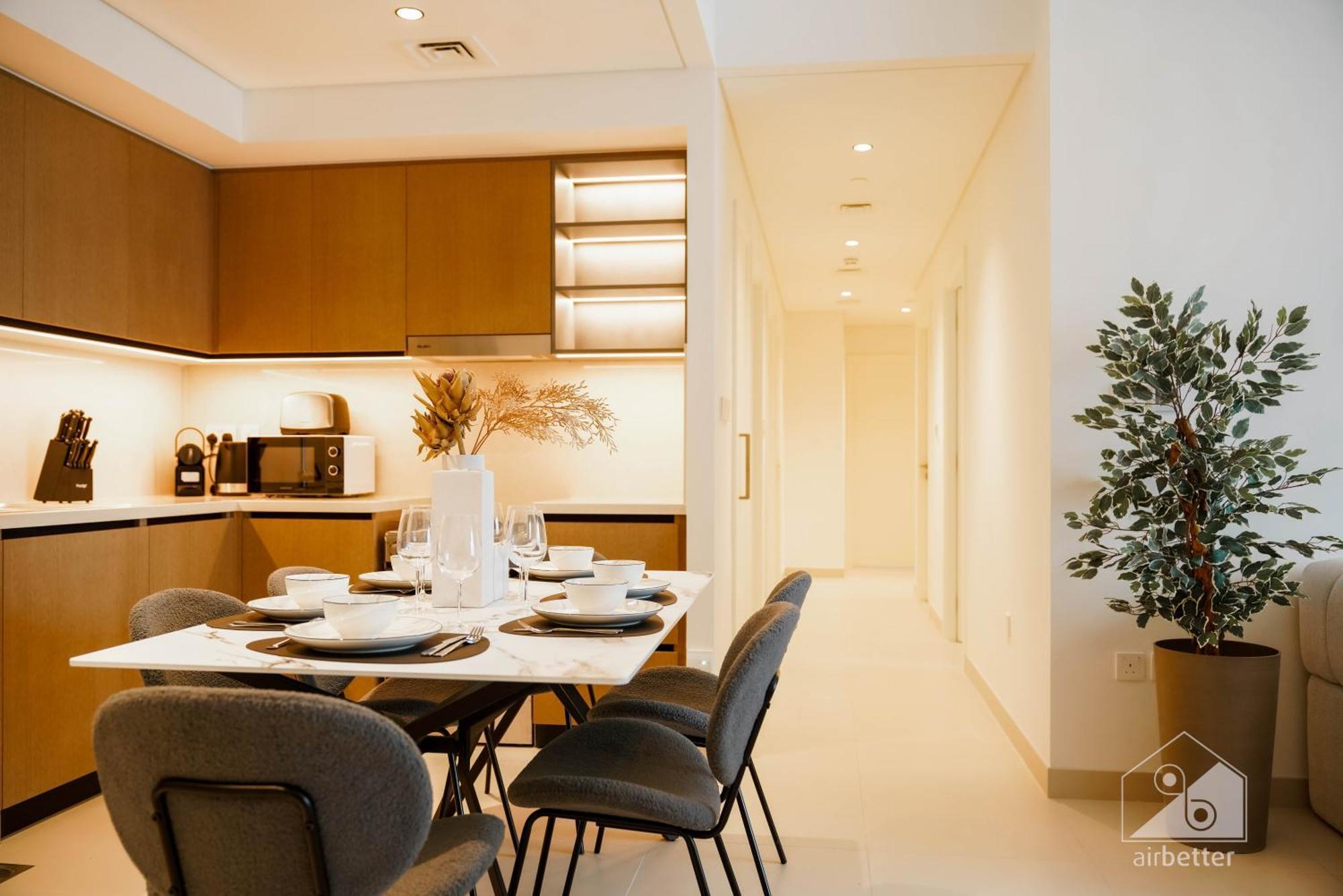 Luxurious At Burj Crown Downtown Apartment Dubai