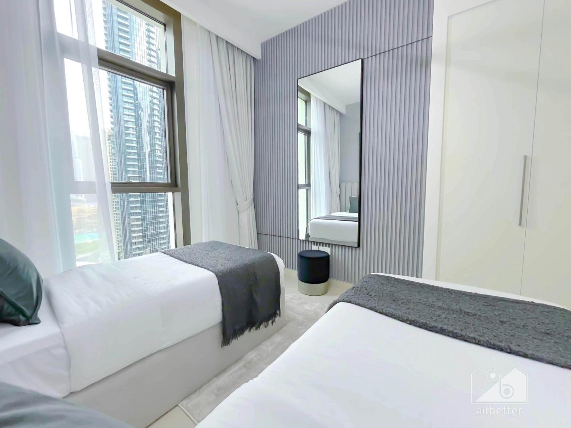 Luxurious At Burj Crown Downtown Apartment